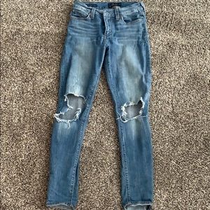 Lucky jeans 💜 Brooke legging Jean size 4/27